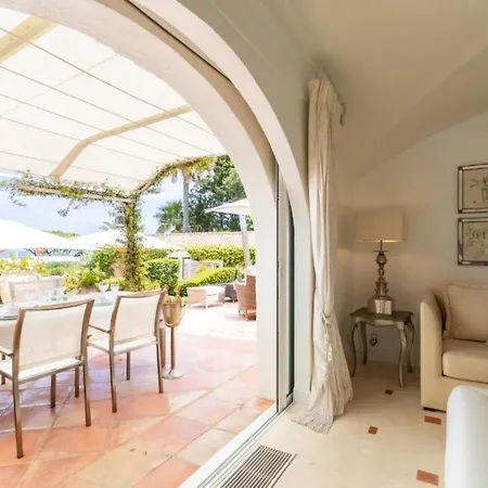 Read My Profile Host Before Request ## Luxury In Holiday home