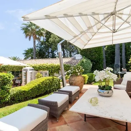 Read My Profile Host Before Request ## Luxury In Holiday home *